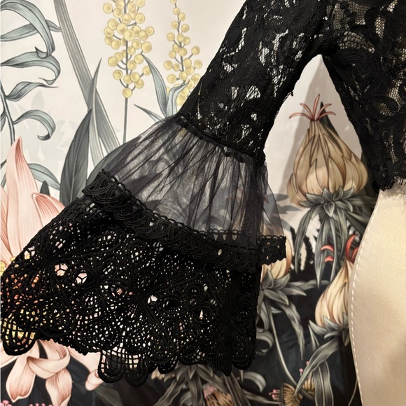 Black Lace Top - Picture 4 of 9